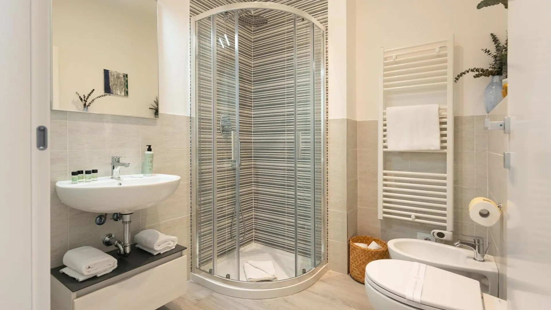 Via Della Villa Demidoff, 64 D - Florence Charming Apartments - New Bright Apartment With Tram 50M And Free Parking 0*,  Italy